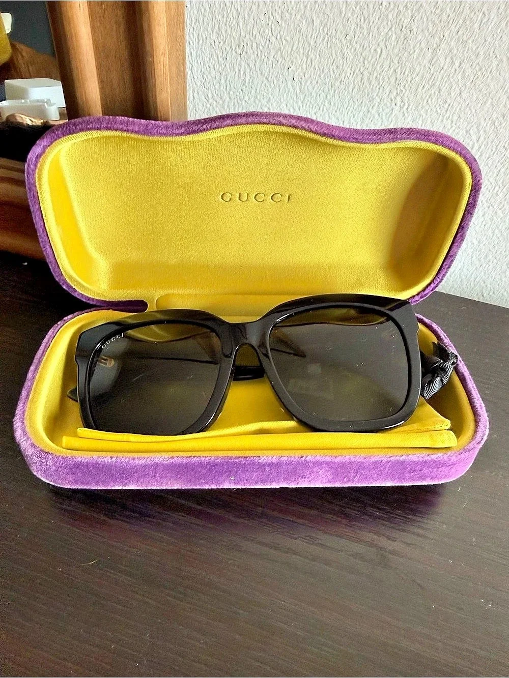 Gucci square frame